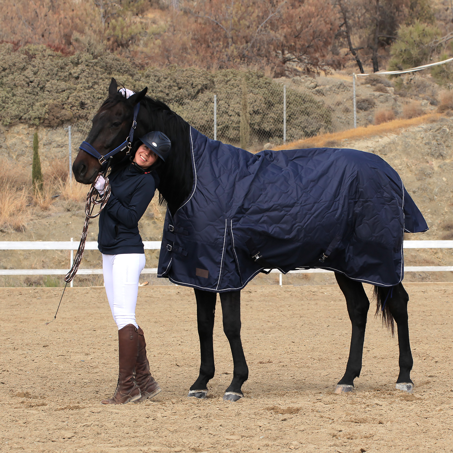 Попона денниковая PERFECT HORSE с высокой холкой, 150 гр